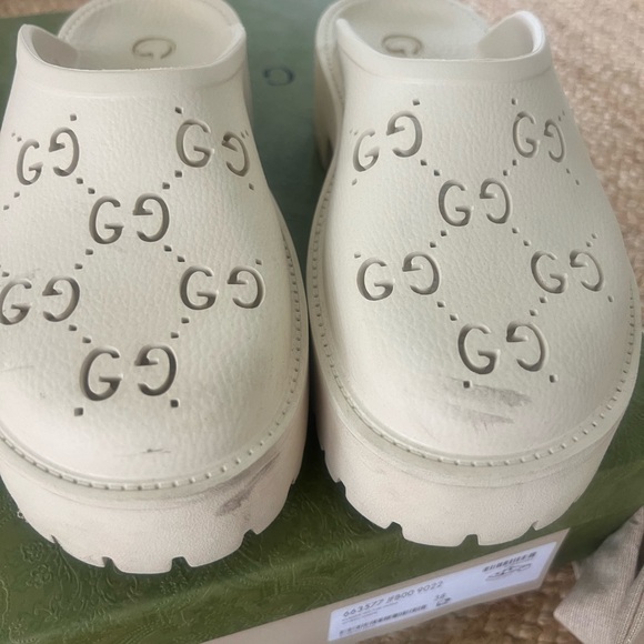 Authentic Cream Clogs - Picture 3 of 7